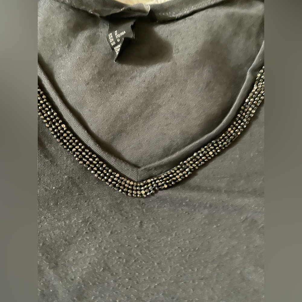 H&M V-neck shirt